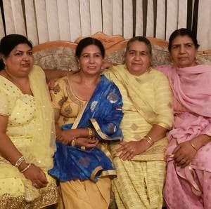 Meet your Posher, Jasmail sahsi